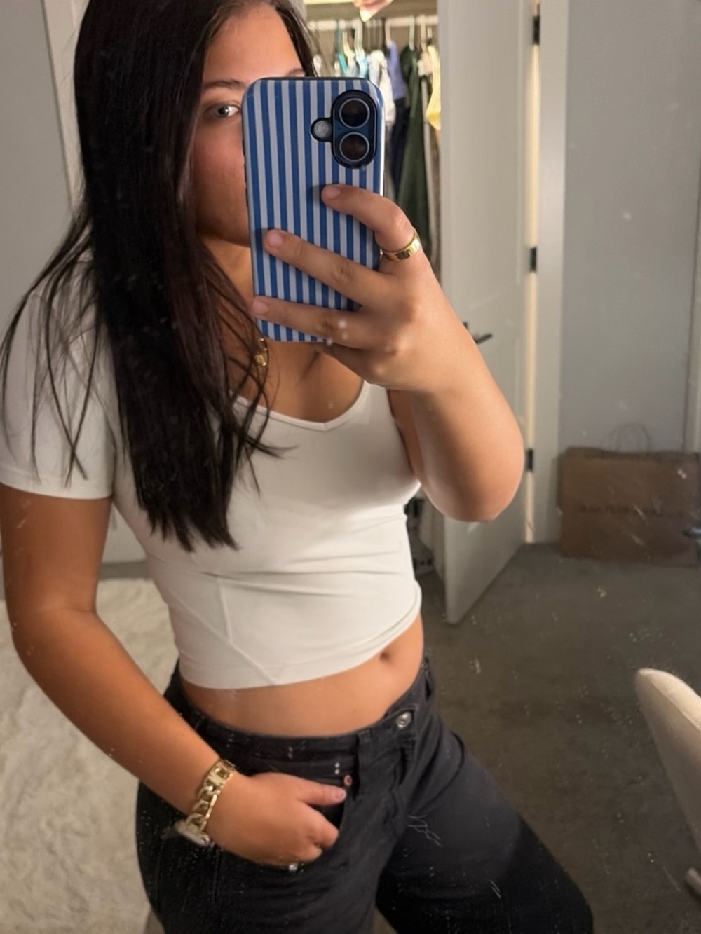 Lululemon Classic White Scoop Neck Crop Top - Women